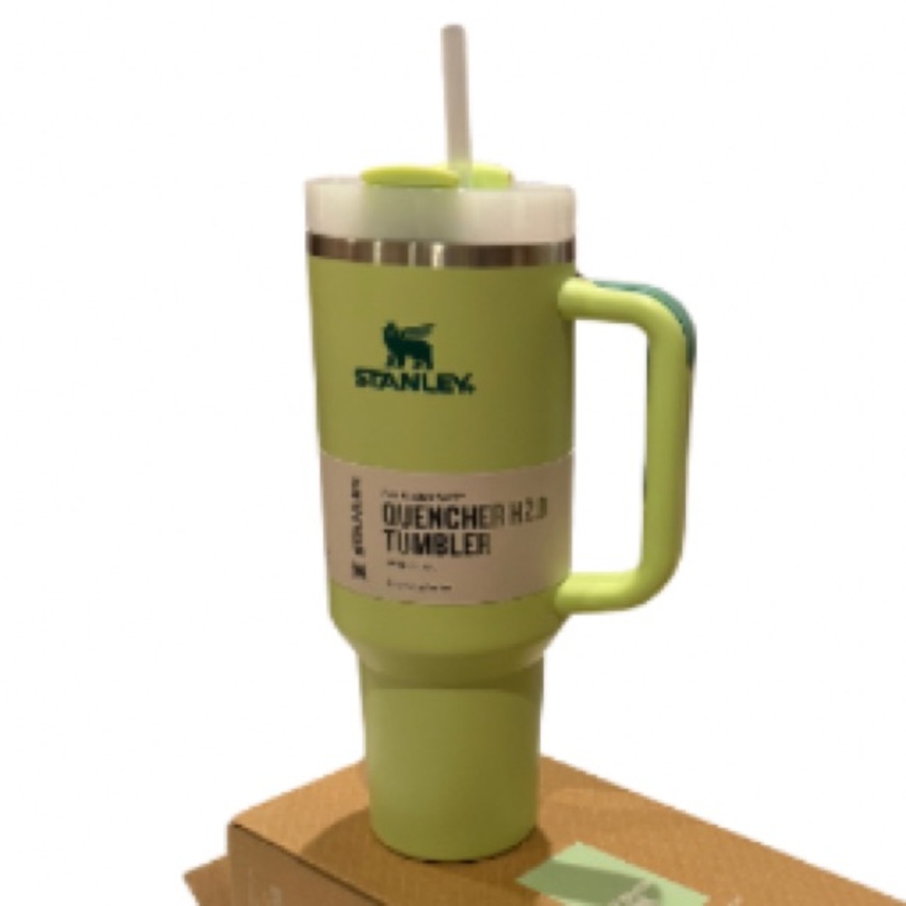 Stanley Lime Green Quencher 2.0 40 oz Tumbler NWB